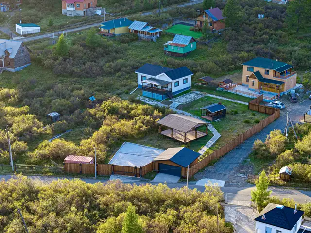 Сбд 19-р хороо баянбулаг зусланд 4 өрөө аос, Улаанбаатар — Сүхбаатар — 19-р хороо