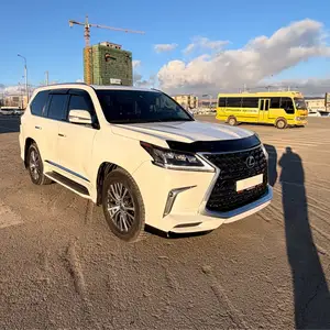 Lexus LX 570