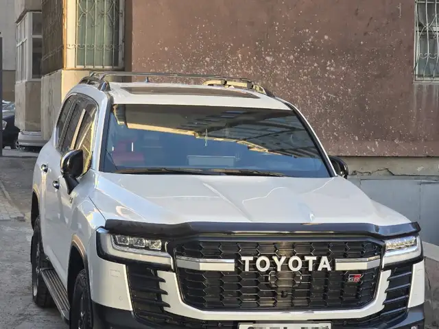 Toyota Land Cruiser 300
