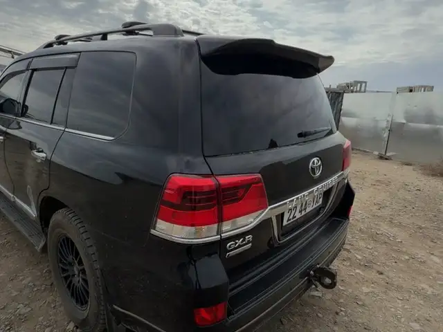 Toyota Land Cruiser 200