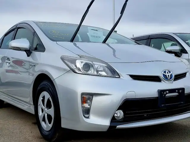 Toyota Prius 30
