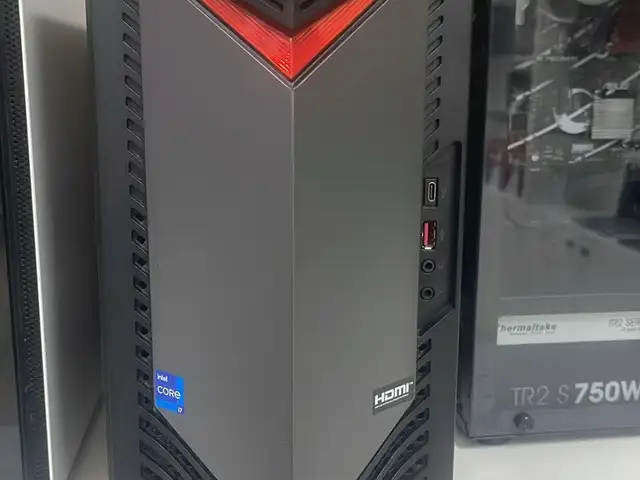 Acer nitro 50, Улаанбаатар — Сүхбаатар — МУБИС