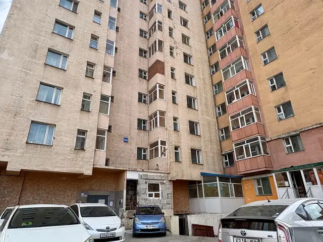 Бзд,14-р хороо central mall-ийн зүүн талд 33мкв 1 өрөө, Улаанбаатар — Баянзүрх — Зүүн 4 зам
