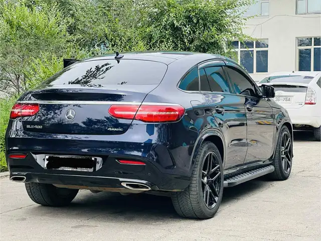 Mercedes-Benz GL-Class