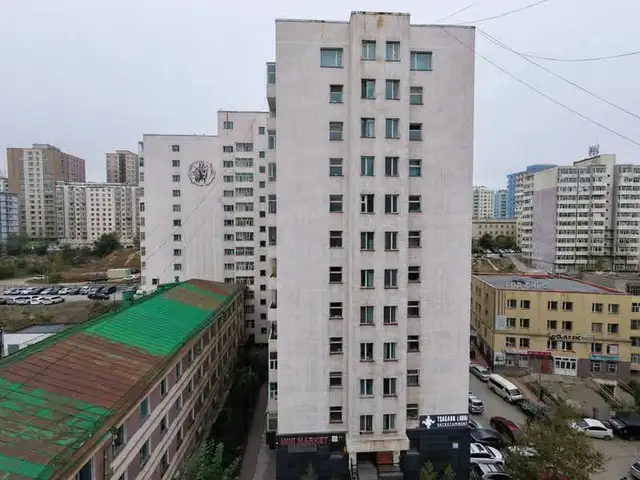 Бгд төмөр замын коллеж зүүн талд ган зам апартмент 49.84мкв 2өрөө, Улаанбаатар — Баянгол — Төмөр зам