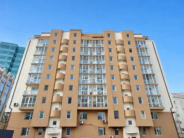 Төв номын сангийн зүүн талд 122мкв 4 өрөө байрыг оффис талбай, Улаанбаатар — Сүхбаатар — Баянгол зочид буудал