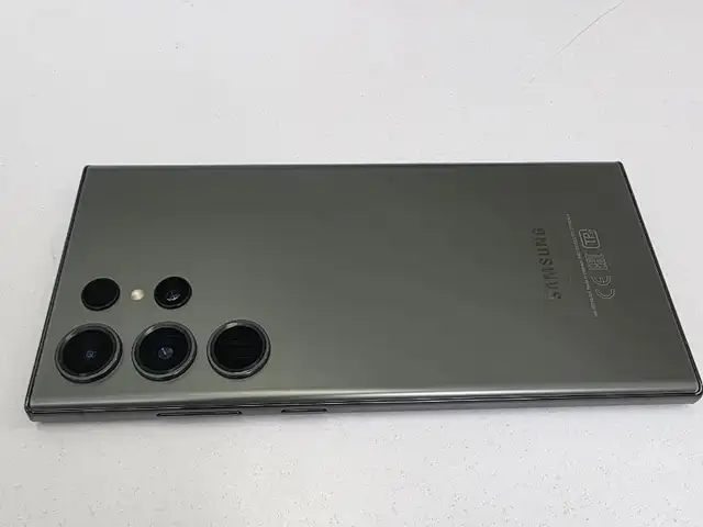 S23 Ultra, Улаанбаатар — Сүхбаатар — Метро Молл