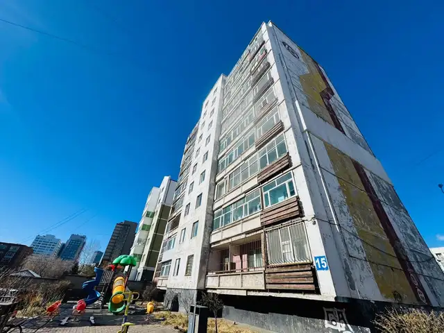 Бзд 18-р хороо оюунлаг сургуулийн урд 3 өрөө 40m2, Улаанбаатар — Баянзүрх — 18-р хороо