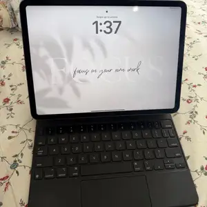 Ymar ch asuudalgui ipad pro, Улаанбаатар — Хан-Уул — King Tower