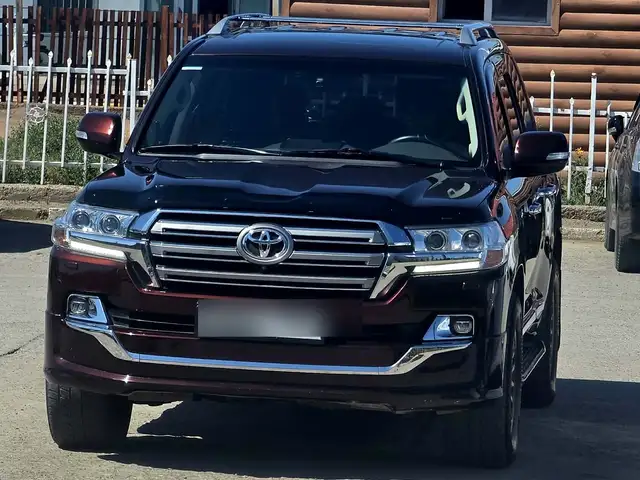 Toyota Land Cruiser 200
