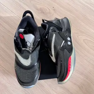 Nike adapt bb, Улаанбаатар — Баянзүрх — 13-р хороолол