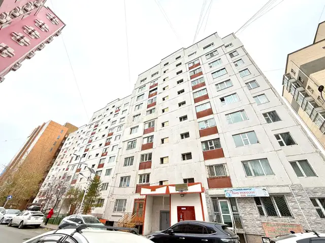13-р хороолол 3 өрөө 70мкв, Улаанбаатар — Баянзүрх — 13-р хороолол