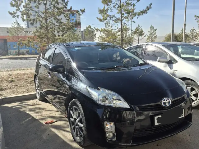 Toyota Prius 30