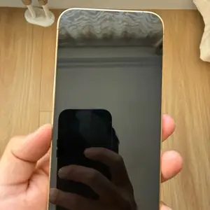 Apple iPhone 13 Pro Max, 128 gb, Gold, Улаанбаатар — Баянзүрх — Халдвартын эмнэлэг