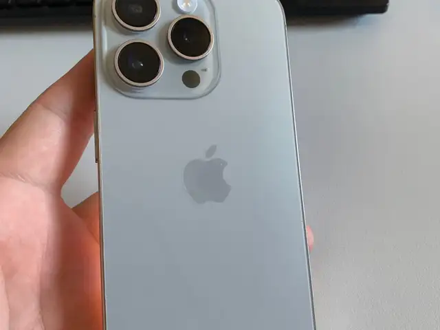 Apple iPhone 15 Pro, 128 gb, Natural Titanium, Улаанбаатар — Чингэлтэй — Хүнсний 1-р дэлгүүр