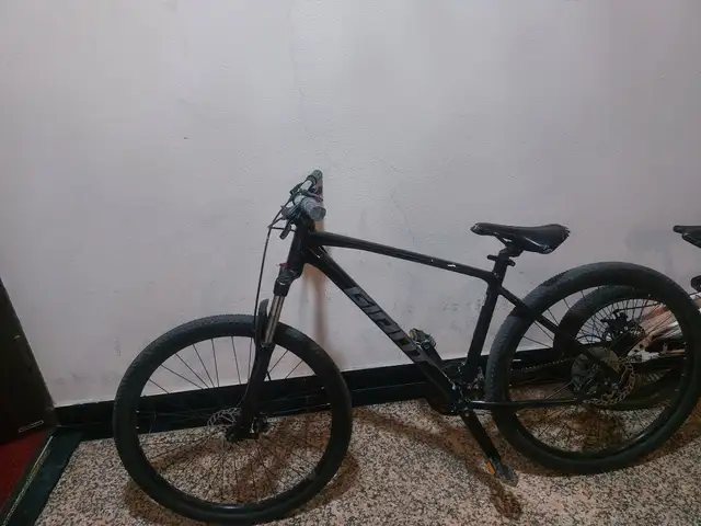 Giant atx 810, Улаанбаатар — Хан-Уул — 17-р хороо