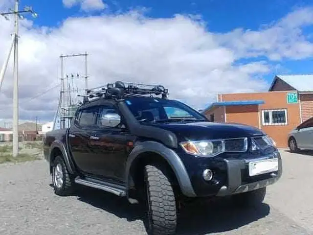 Mitsubishi L200