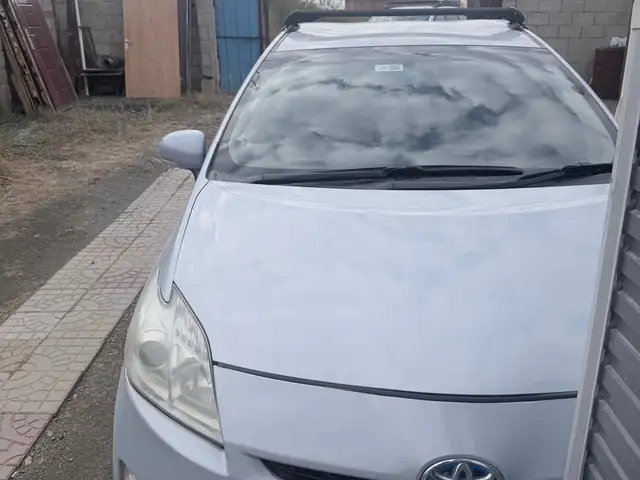 Toyota Prius 30