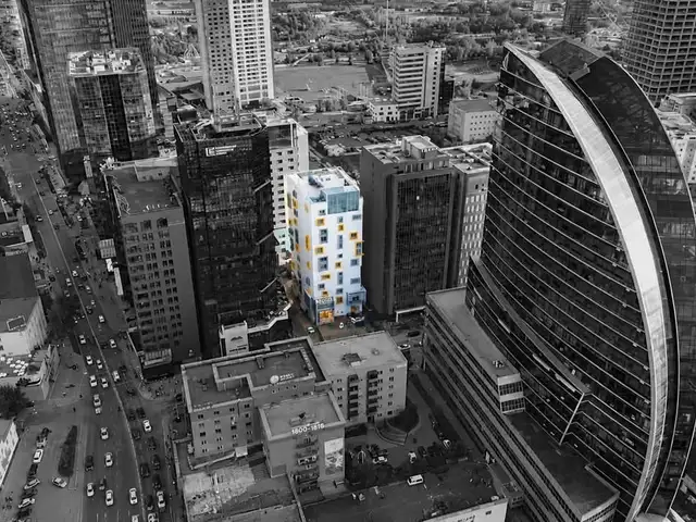 Хотын төв blue sky зочид буудлын урд choijin suites хотхон 132мк 3 өрөө, Улаанбаатар — Сүхбаатар — 1-р хороо