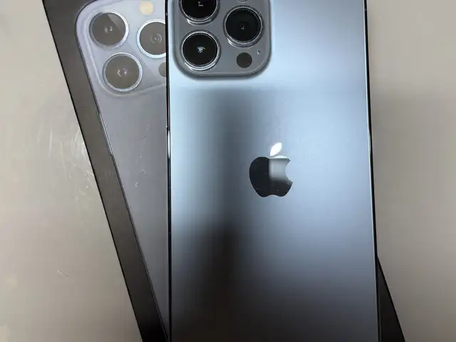 Apple iPhone 13 Pro Max, 256 gb, Sierra Blue, Улаанбаатар — Баянзүрх — 16-р хороолол