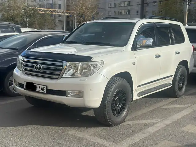 Toyota Land Cruiser 200