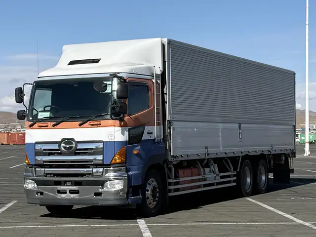 Hino Бүхээгтэй, 2011, Улаанбаатар — Сонгинохайрхан — Авто худалдааны цогцолбор