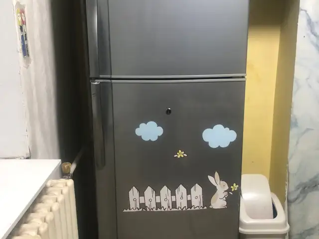 Хөргөгч, Улаанбаатар — Баянзүрх — Сансар
