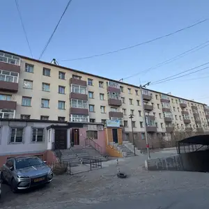 Сансарын түнэлийн зүүн талд 3 өрөө байр 70мкв, Улаанбаатар — Баянзүрх — 7-р хороо