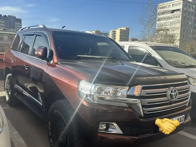 Toyota Land Cruiser 200