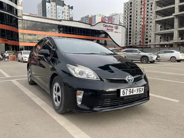 Toyota Prius 30