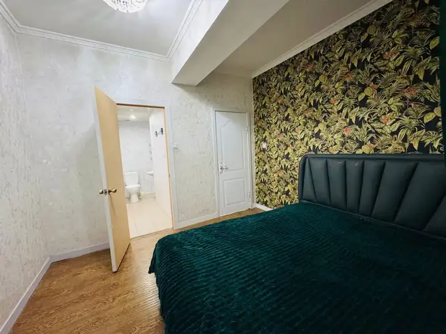 Бзд дотроо нойлтой хажуу өрөө, Улаанбаатар — Баянзүрх — Натур худалдааны төв
