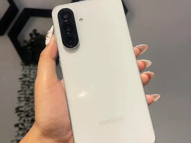 A56 5G Утас, Хөвсгөл