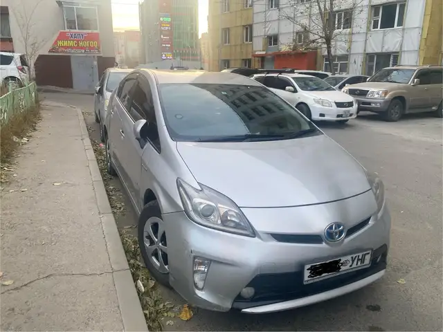 Toyota Prius 30