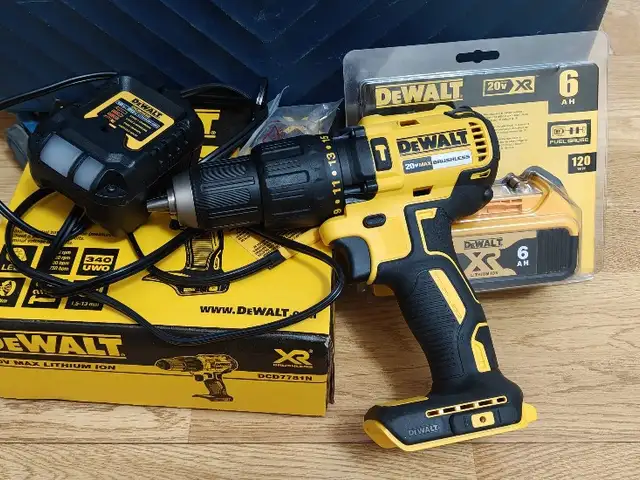 Солонгосоос ирсэн DeWalt, Улаанбаатар — Баянгол — 6-р бичил
