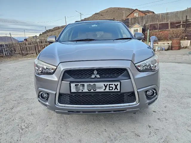 Mitsubishi RVR