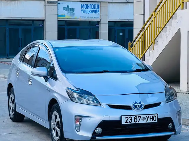 Toyota Prius 30