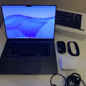Apple 16'', Apple M4, 64 GB RAM, 1 TB, Улаанбаатар — Сүхбаатар — 6-р хороо