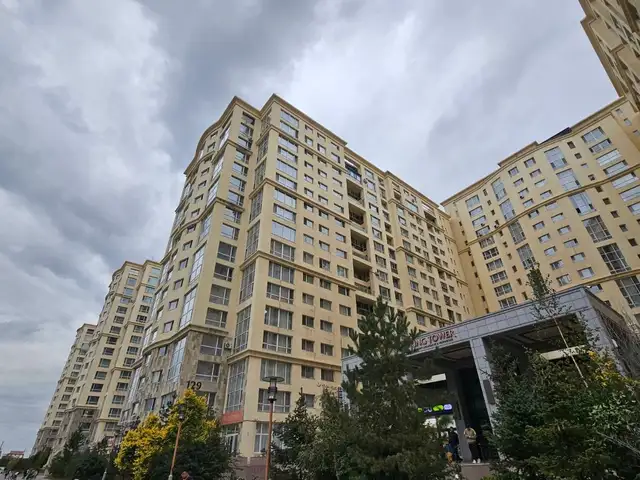 Кинг товерт 4 өрөө 105мкв, Улаанбаатар — Хан-Уул — 17-р хороо