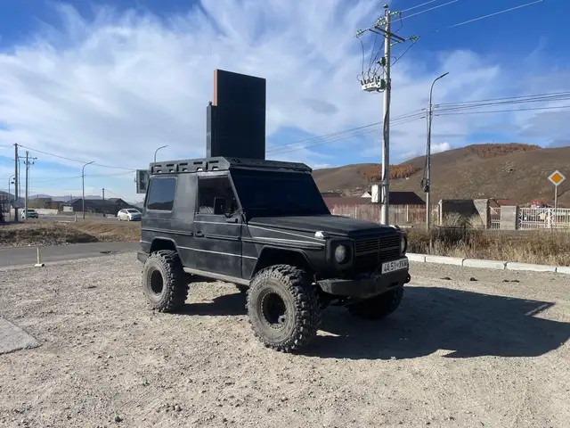 Mercedes-Benz G-Class