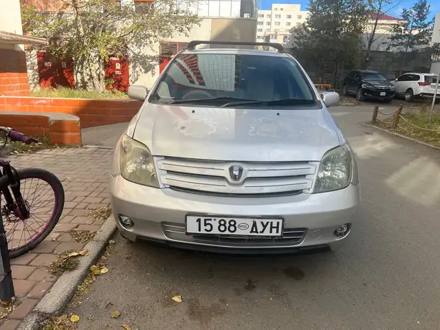 Toyota Ist