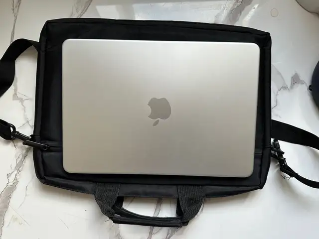 Apple 13", Intel Core i5, 8 GB RAM, 256 GB, Улаанбаатар — Баянзүрх — 5-р хороо