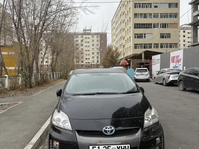 Toyota Prius 30