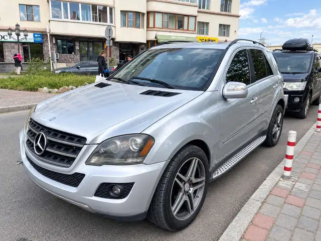 Mercedes-Benz M-Class