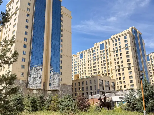 Худ 17-р хороо king tower хотхон 5 ээлж 1 давхрын 83м2 үйлчилгээний талбай, Улаанбаатар — Хан-Уул — King Tower