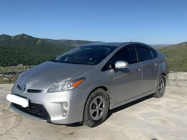 Toyota Prius 30