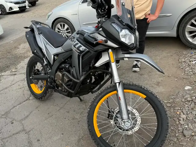 Full akrapovic, Говьсүмбэр