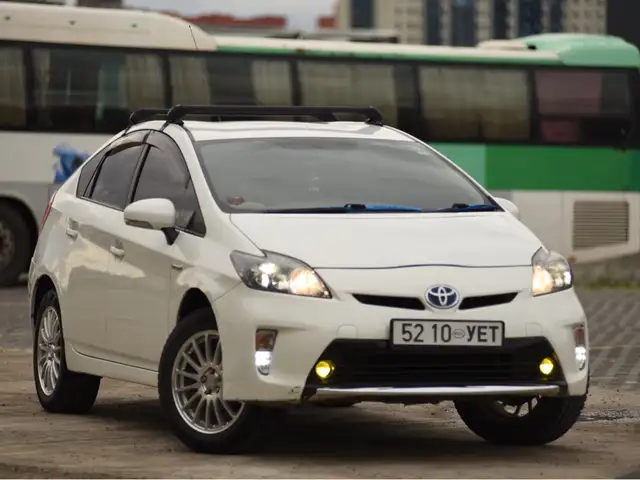 Toyota Prius 30