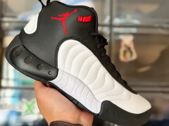 Air jordan jumpman pro, Улаанбаатар — Сүхбаатар — Дөлгөөн нуур