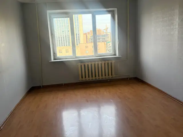 11 хороололд 3 өрөө 97м2, Улаанбаатар — Сүхбаатар — 11-р хороолол