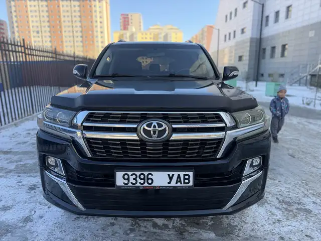 Toyota Land Cruiser 200